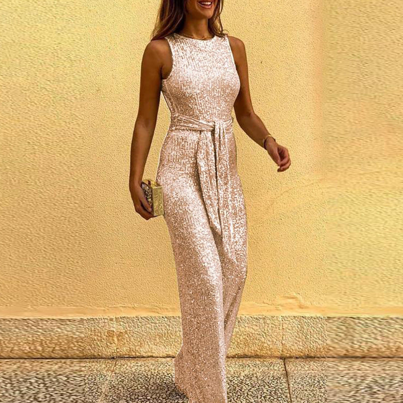 Shannon – Ärmelloser sexy Jumpsuit mit silbernen Paillettenpunkten