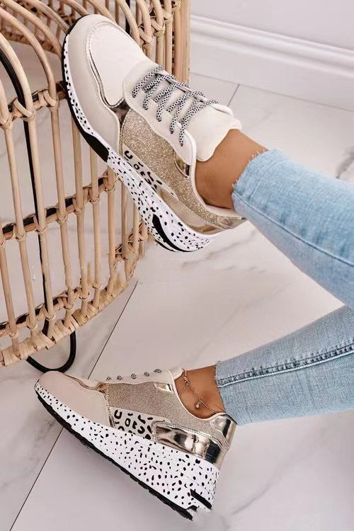 Sara – Damen Sneakers mit Plateau und Schnürung