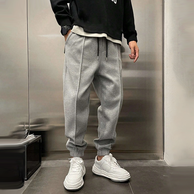Herren Jogginghose Relaxed Fit – Bequeme Freizeithose für Alltag und Sport