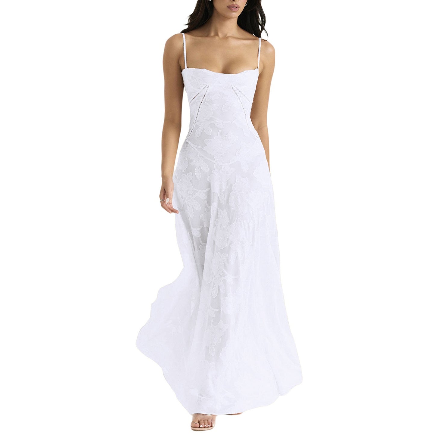 Julie – Elegantes Abendkleid aus Spitze mit Trägern