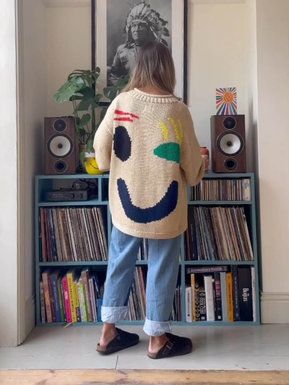 Damen Strickpullover mit abstraktem Gesicht, gemütlicher Freizeit-Stil – Perfekt für entspannte Tage