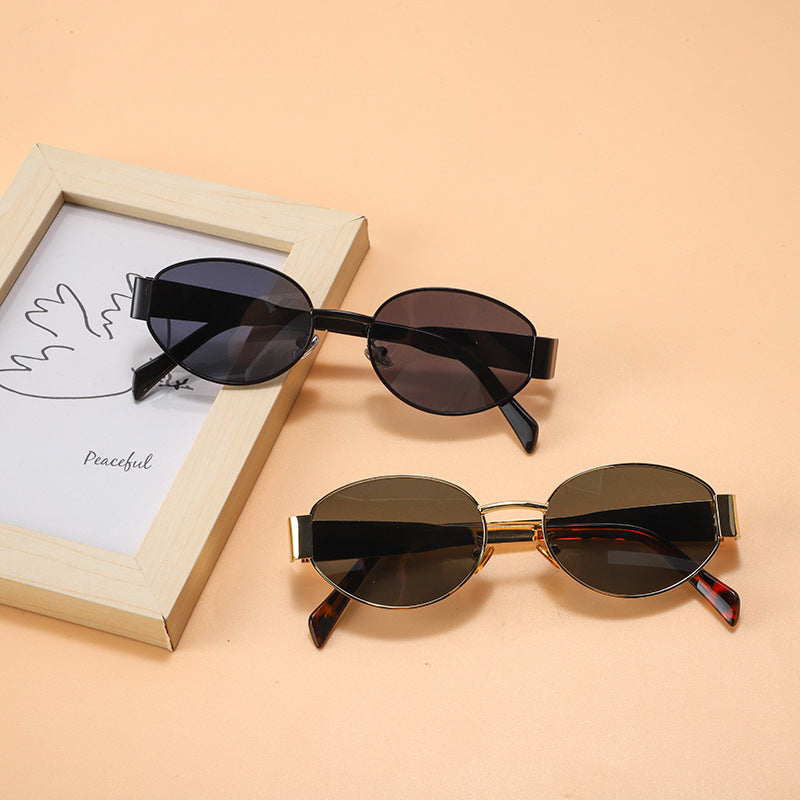 Carly – Retro Ovale Metallrahmen-Sonnenbrille
