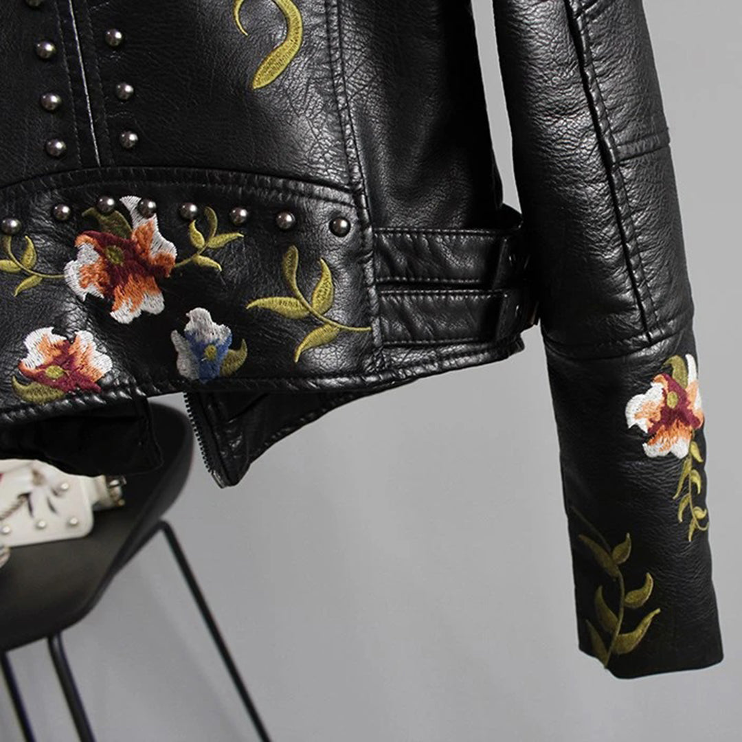 Damen Bikerjacke mit floraler Stickerei – Modisches Statement für Alltag und Abend