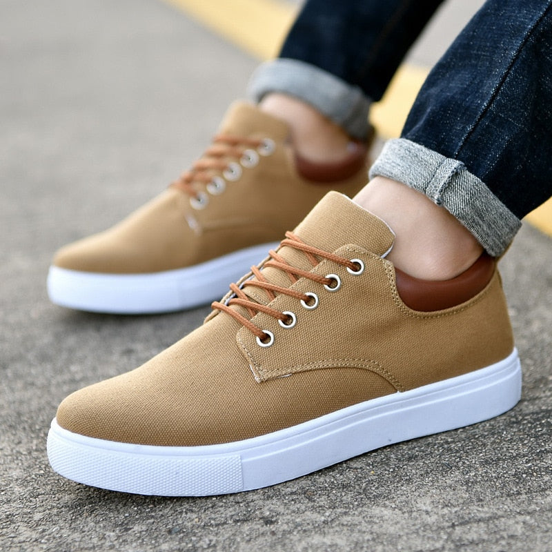 Herren Sneaker – Stilvolle Freizeitschuhe mit Komfort und Vielseitigkeit