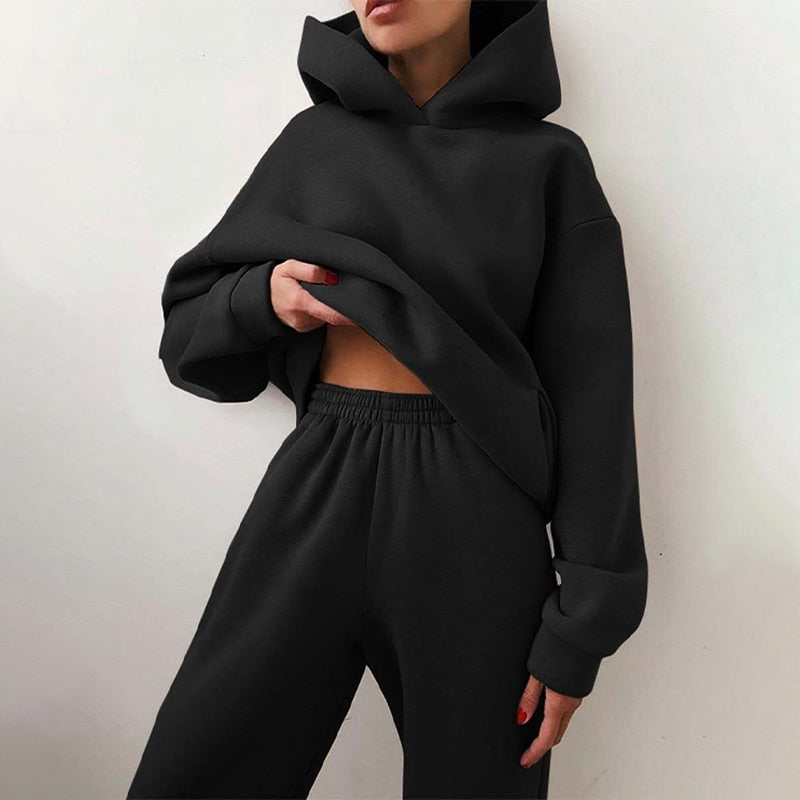 Amalia - Set mit Hoodie und Jogginghose