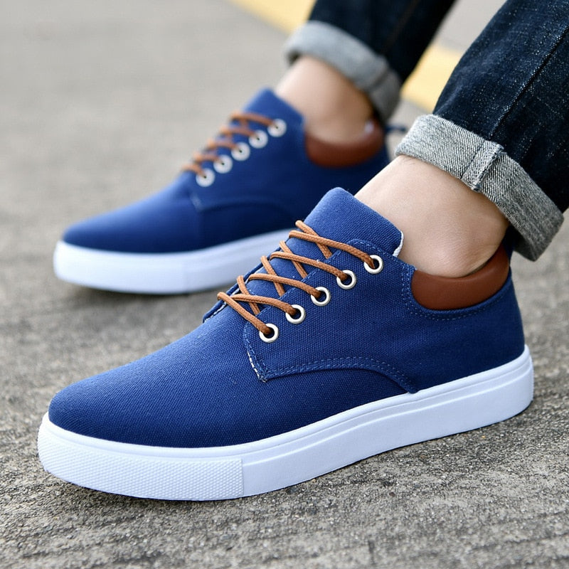 Herren Sneaker – Stilvolle Freizeitschuhe mit Komfort und Vielseitigkeit
