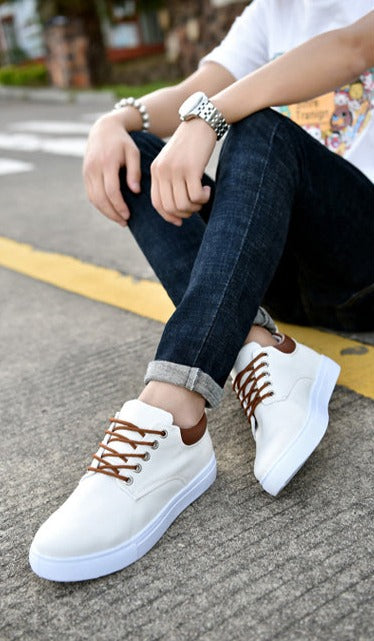 Herren Sneaker – Stilvolle Freizeitschuhe mit Komfort und Vielseitigkeit