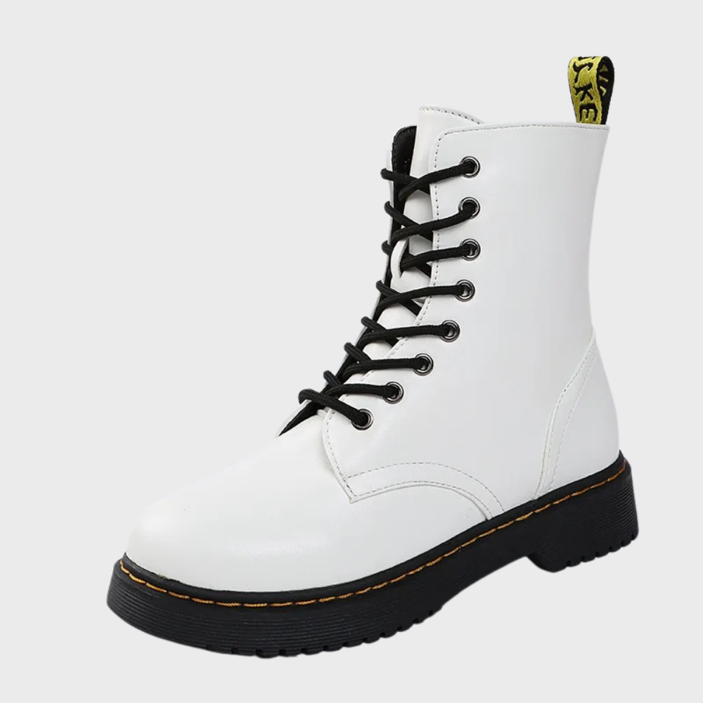 Elisabeth - Schnürstiefel im klassischen Design
