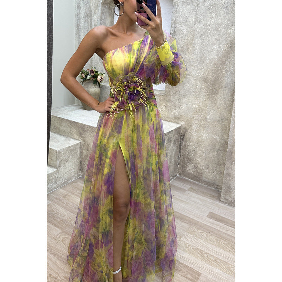 Lily – Langes Damenkleid mit Batikmuster und Schlitz
