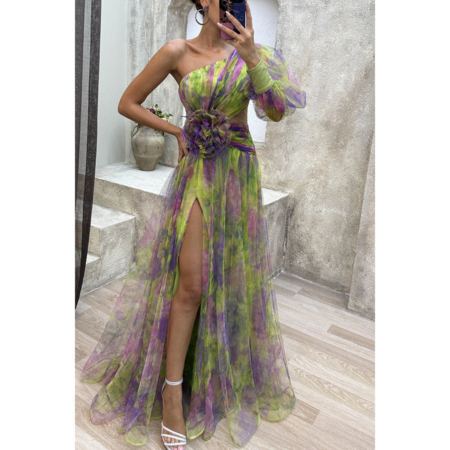 Lily – Langes Damenkleid mit Batikmuster und Schlitz