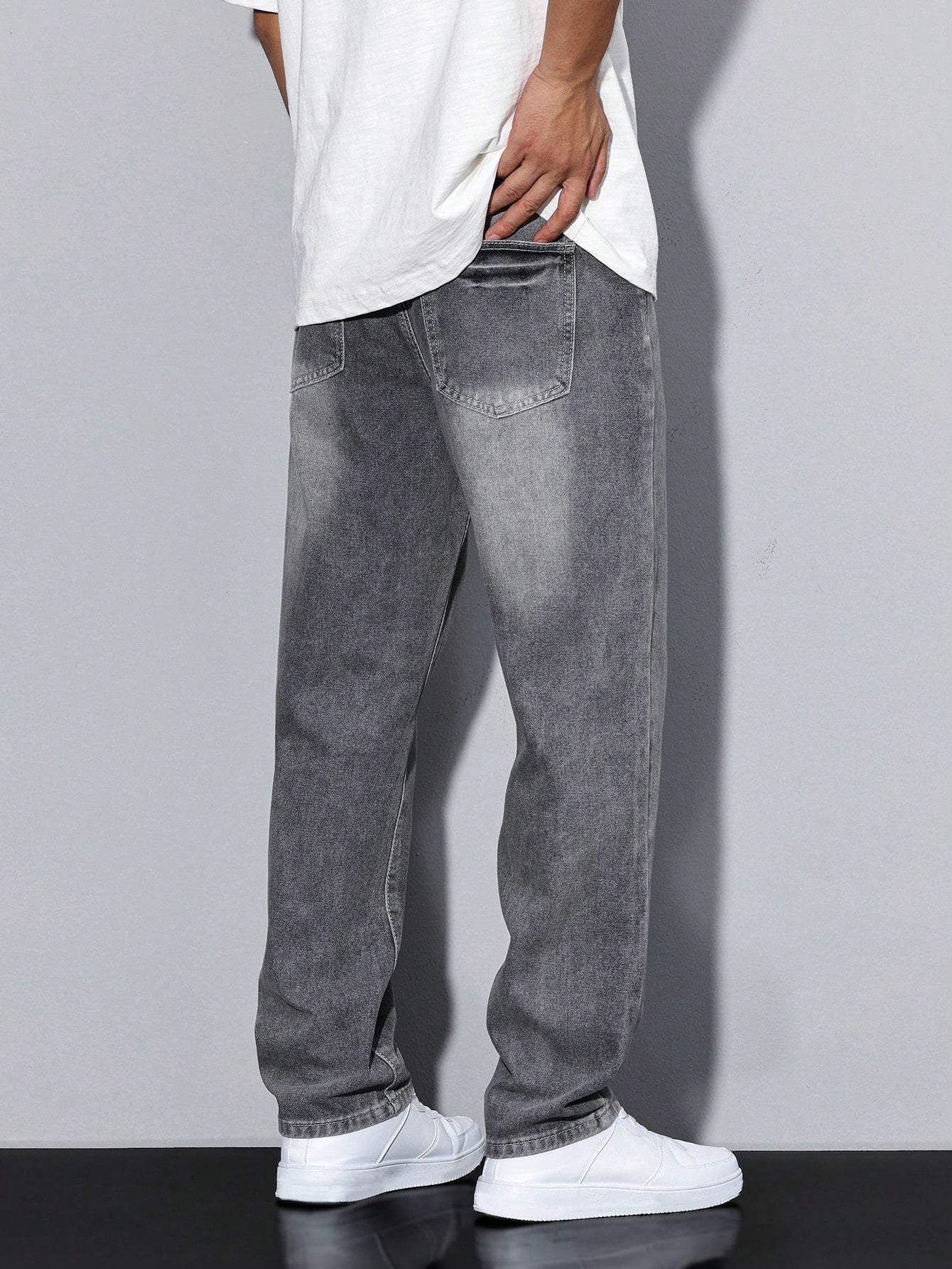 Herren Jeans Lockerer Schnitt – Bequeme Straight Fit Hose für Alltag & Freizeit