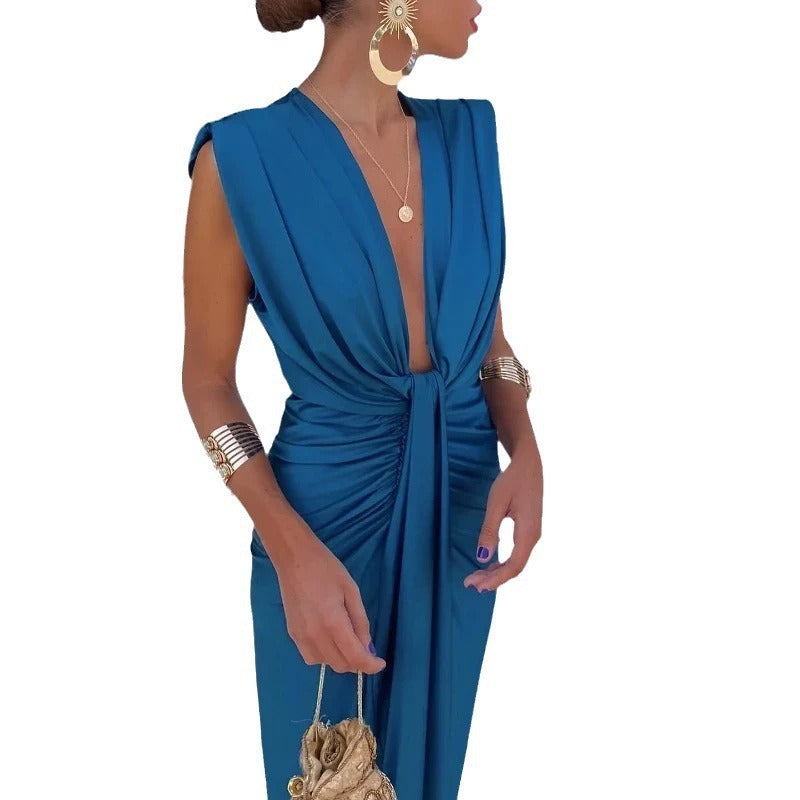 Gillian – Spitzenkleid mit hohem Taillenbund und V-Ausschnitt