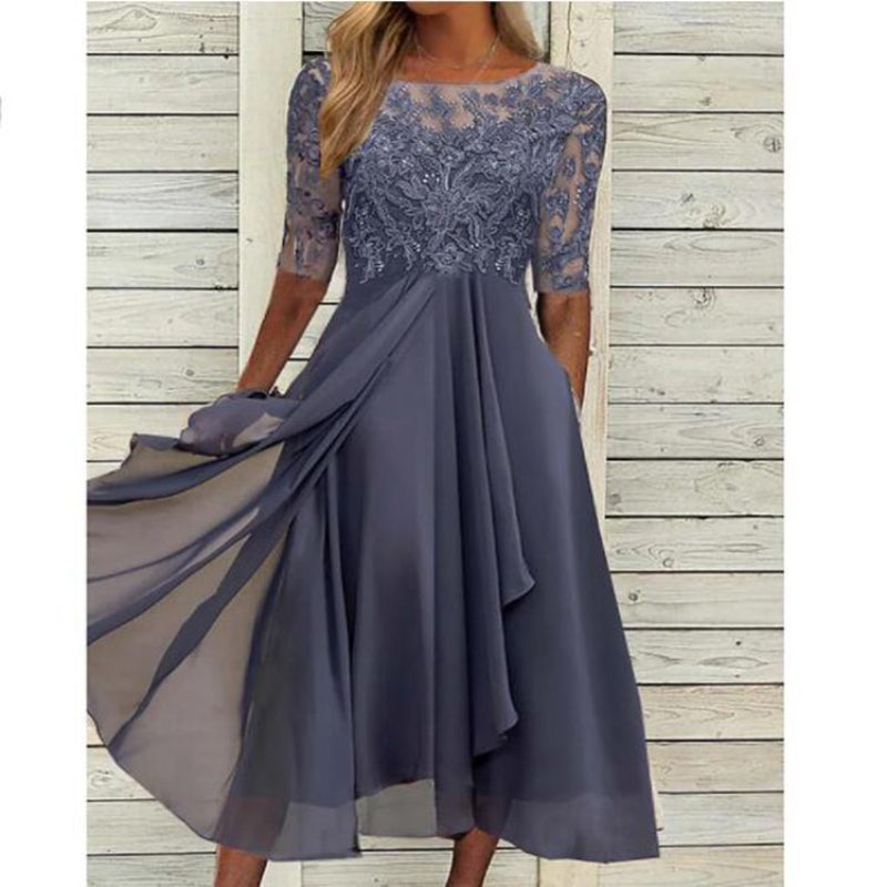 Elegantes Damen Abendkleid mit floraler Spitze