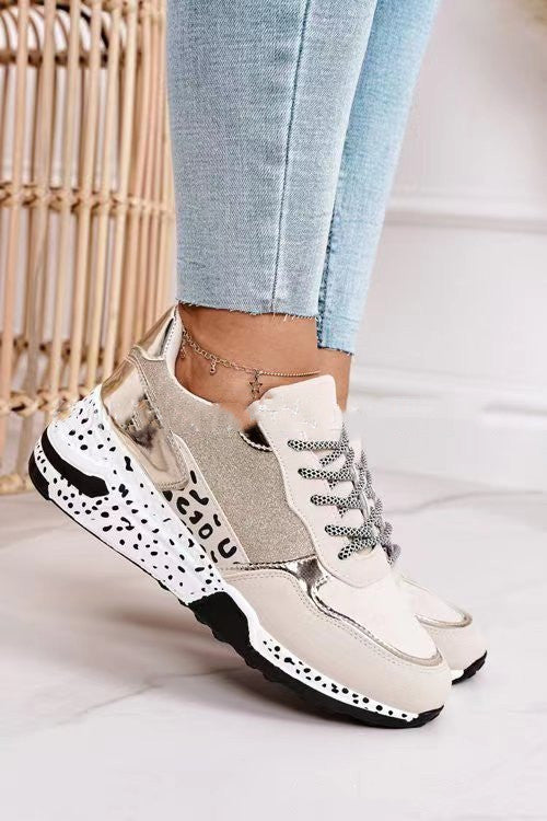 Sara – Damen Sneakers mit Plateau und Schnürung