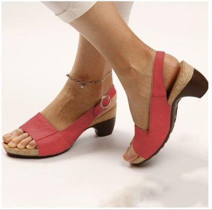 Lucy – Mittelstarke Damensandalen