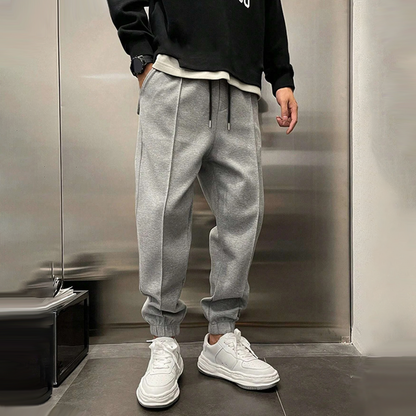 Herren Jogginghose Relaxed Fit – Bequeme Freizeithose für Alltag und Sport