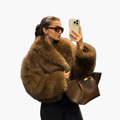 Damen Kunstfell-Jacke im angesagten Kurzschnitt für stilvolle Herbst- und Winter-Looks