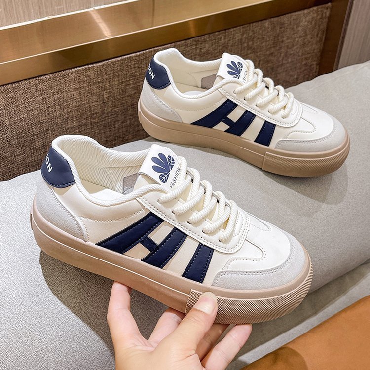 Juliet – Retro Damensportschuhe mit dicker Sohle