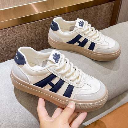 Juliet – Retro Damensportschuhe mit dicker Sohle