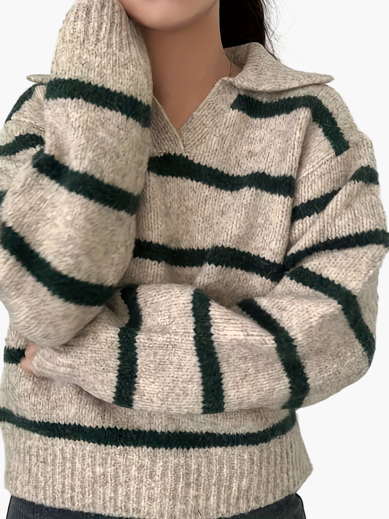 Damen Strickpullover mit Streifenmuster und Polokragen – Eleganter Herbst/Winter Sweater