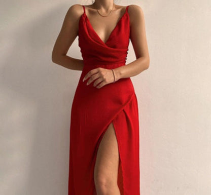 Elegantes Damen-Abendkleid mit Wickelausschnitt und Schlitz