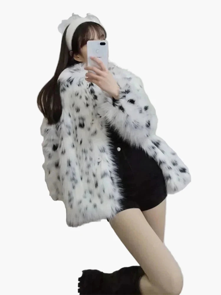 Damen Luxus Winter Pelzmantel – Eleganter Mode-Klassiker für stilvolle Anlässe