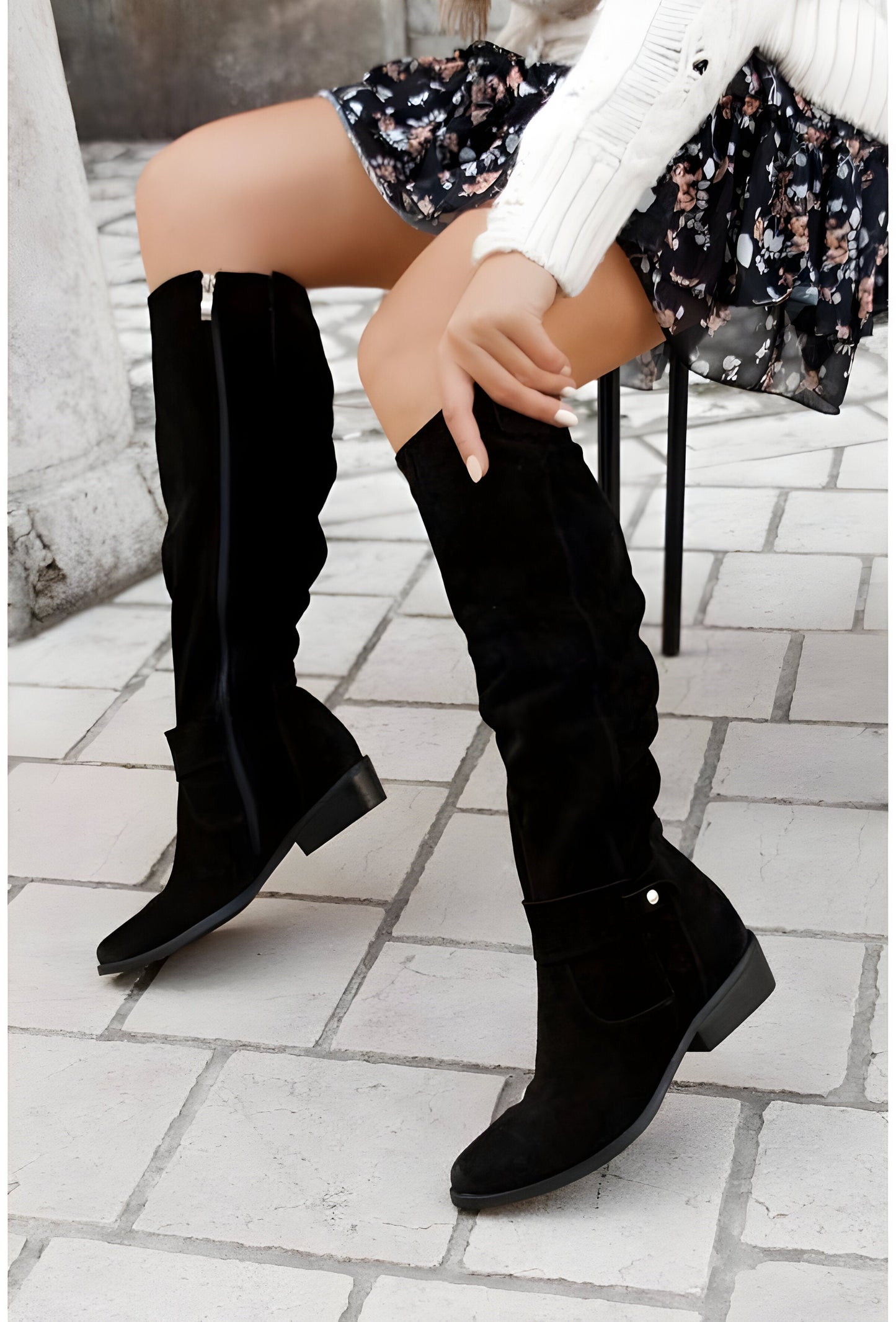 Damen Langschaft-Stiefel mit niedrigem Blockabsatz – City-Boot mit Reißverschluss & Zierschnalle