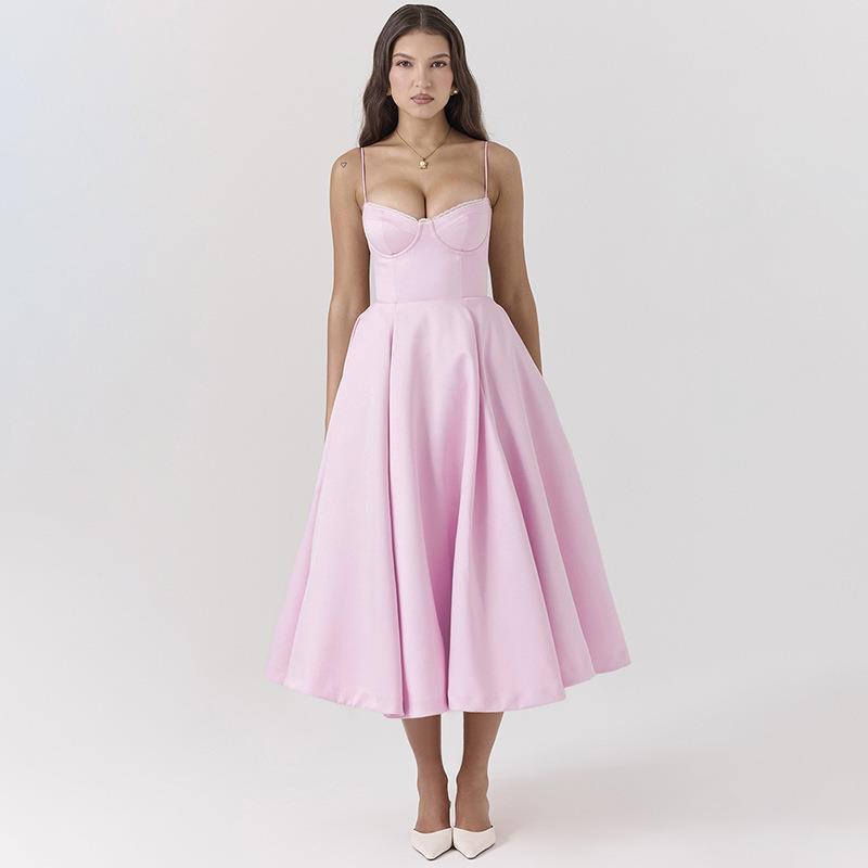 Georgina – Figurbetontes Korsettkleid mit Stahlring und Schwingrock