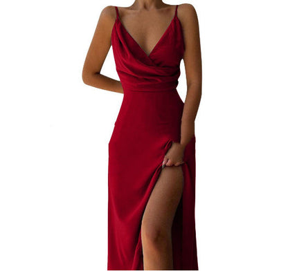 Elegantes Damen-Abendkleid mit Wickelausschnitt und Schlitz