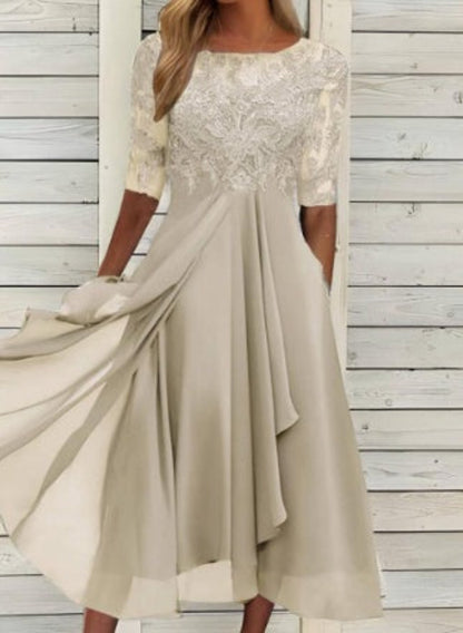 Elegantes Damen Abendkleid mit floraler Spitze