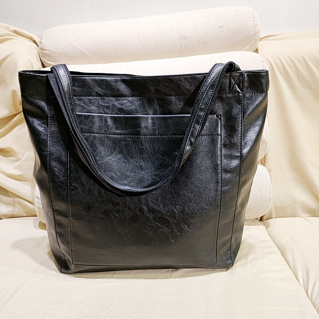 Elegante Damen Tragetasche – Zeitloses Design für Alltag und Büro