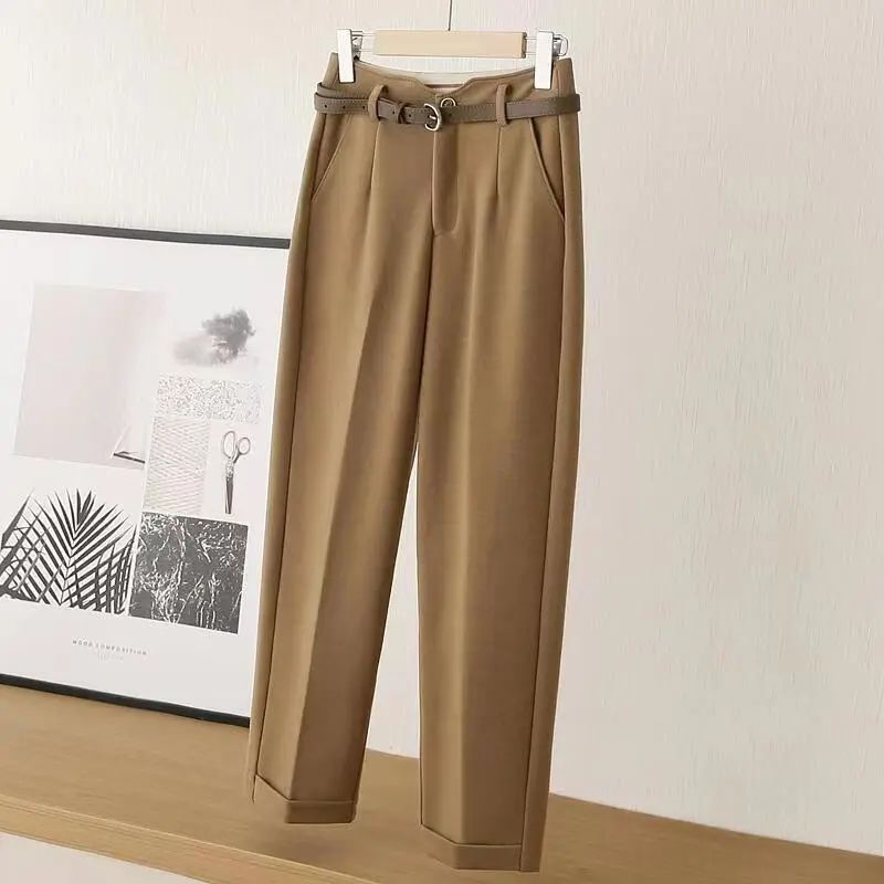 Laura – Figurformende Damenhose mit hohem Bund