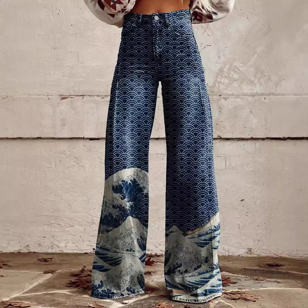 Damen Schlaghose mit auffälligem Blumenmuster im Retro-Stil